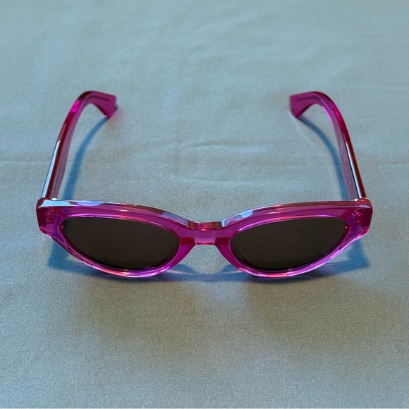 Retrosuperfuture Cat Eye Sunglasses Pink - Picture 1 of 7